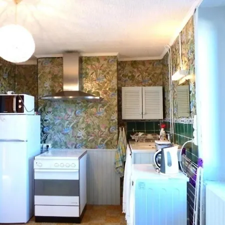 Holiday home Charmante Maison Familiale Avec Cour Fermee, Proche Randonnees Et Sites Naturels - Fr-1-489-277