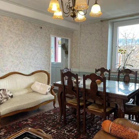 Holiday home Charmante Maison Familiale Avec Cour Fermee, Proche Randonnees Et Sites Naturels - Fr-1-489-277 Arfeuilles